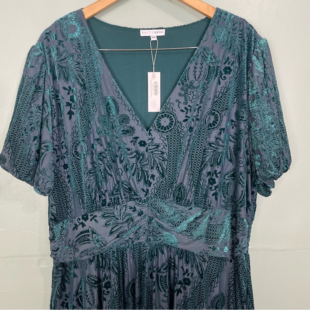 Baltic Born Dark Green Maxi Dress - Picture 3 of 9